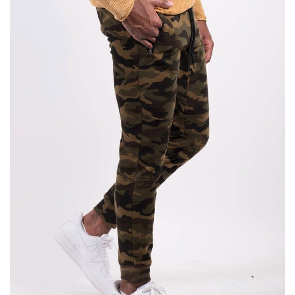 Brooklyn Cloth Camo Core Fleece The Jogger in Size Medium